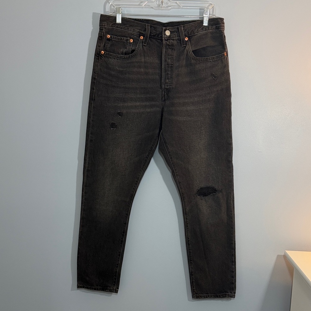 Levi's Women’s 501 Skinny Black distressed Jeans SZ 31